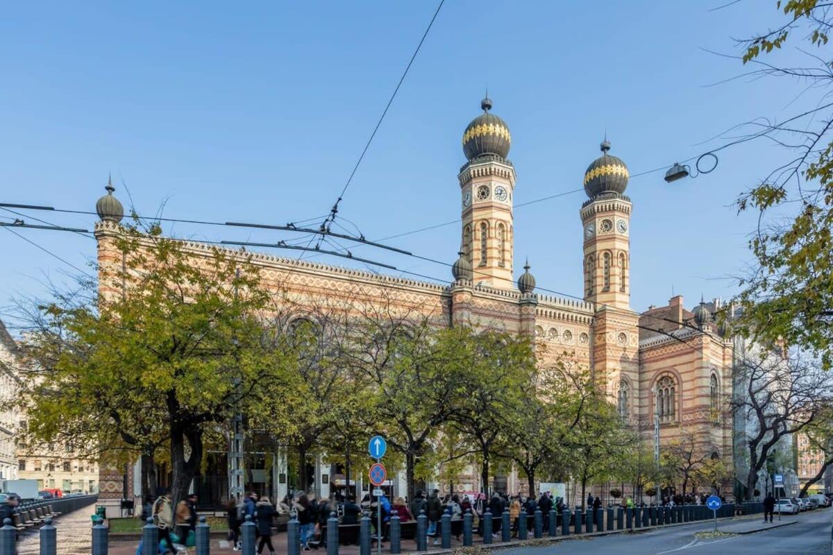 Extra Central And New Studio Budapest Esterno foto